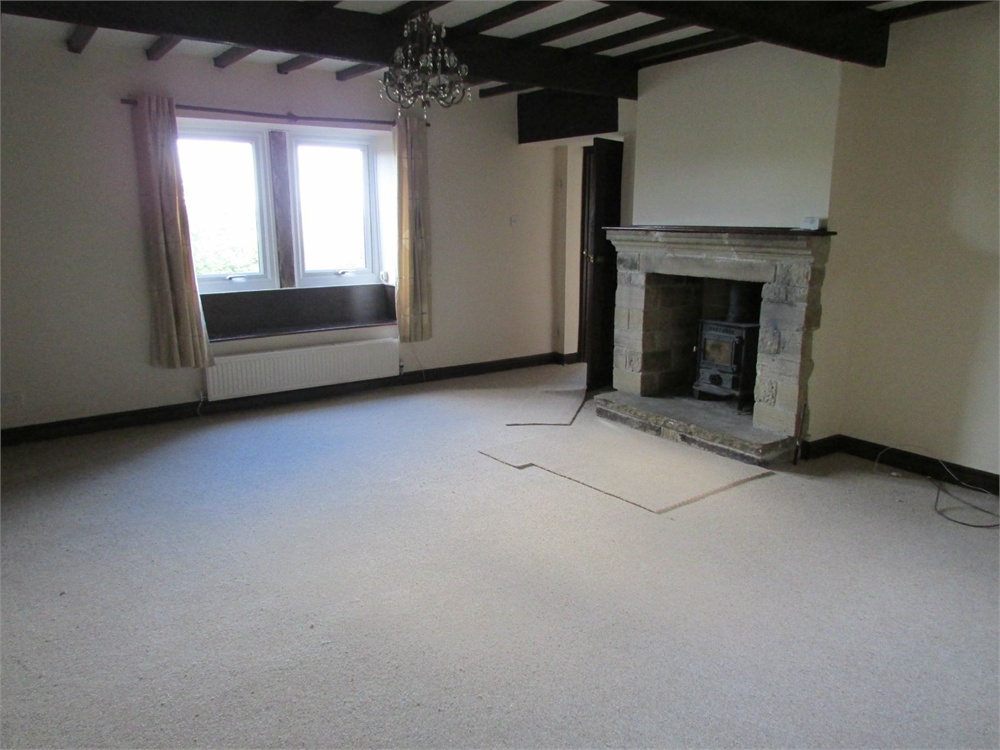 90 Cliff Road, Holmfirth, HD9 1UZ
